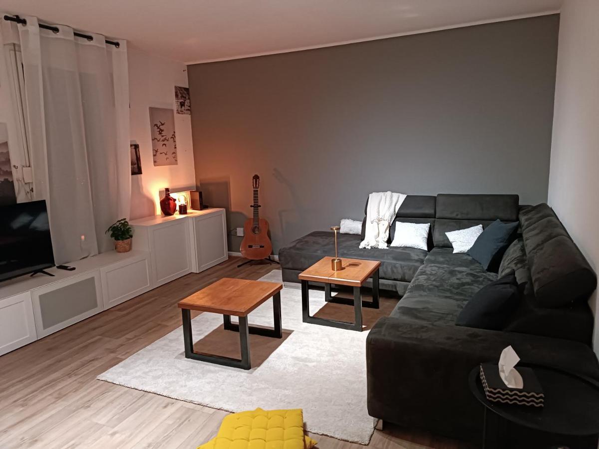 Stylish 1-Bedroom Flat With Beautiful Terrace , For A Cosy Retreat Straßburg Exterior foto